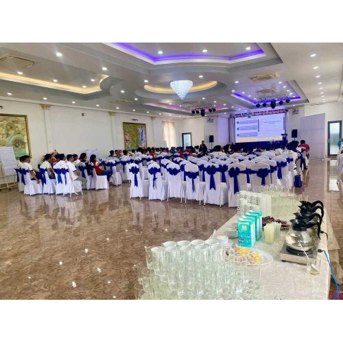 Tổ chức hội nghị, tiệc cưới
